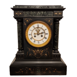 Orologio antico in marmo
