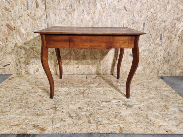 Tavolo antico  gambe mosse - immagine 2
