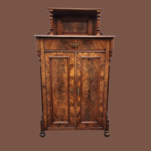 Armadietto antico epoca 800