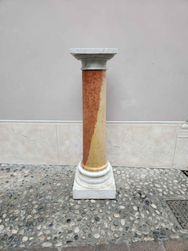 Colonna antica in marmo - immagine 3