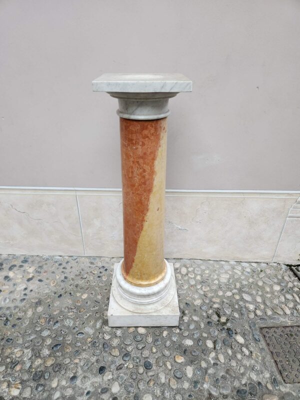 Colonna antica in marmo - immagine 2