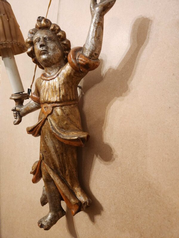Applique antiche con sculture laccate dorate - immagine 8