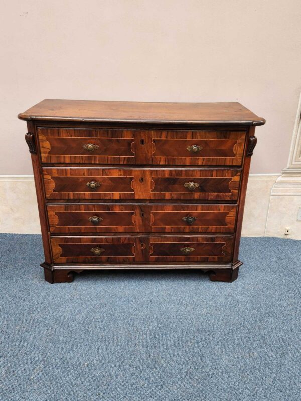 Cassettone lombardo antico epoca 700 - immagine 2