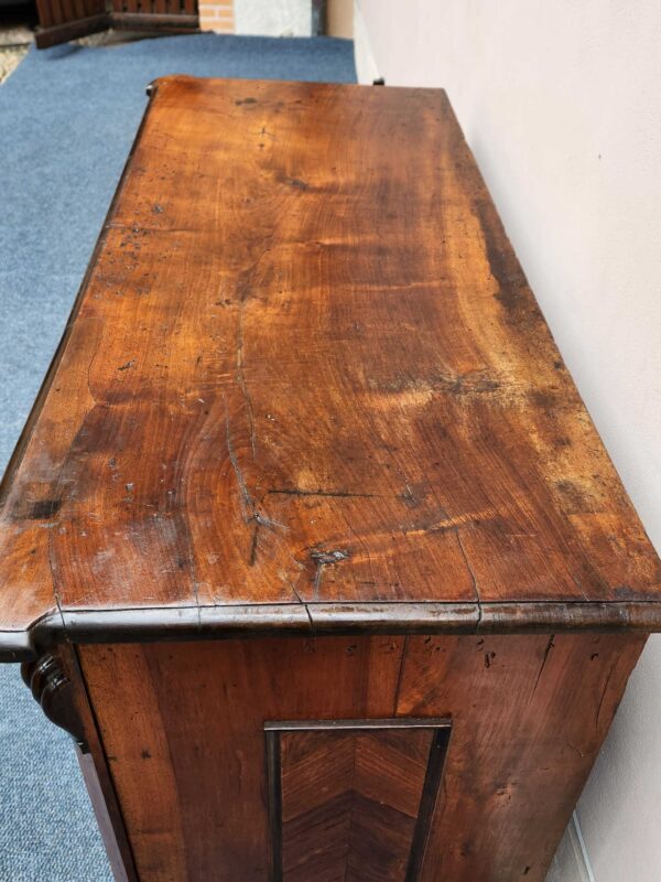 Cassettone lombardo antico epoca 700 - immagine 9