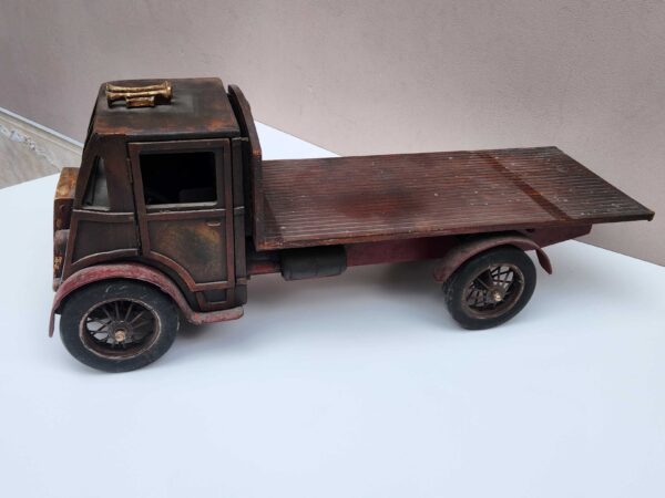 Camion giocattolo - immagine 9