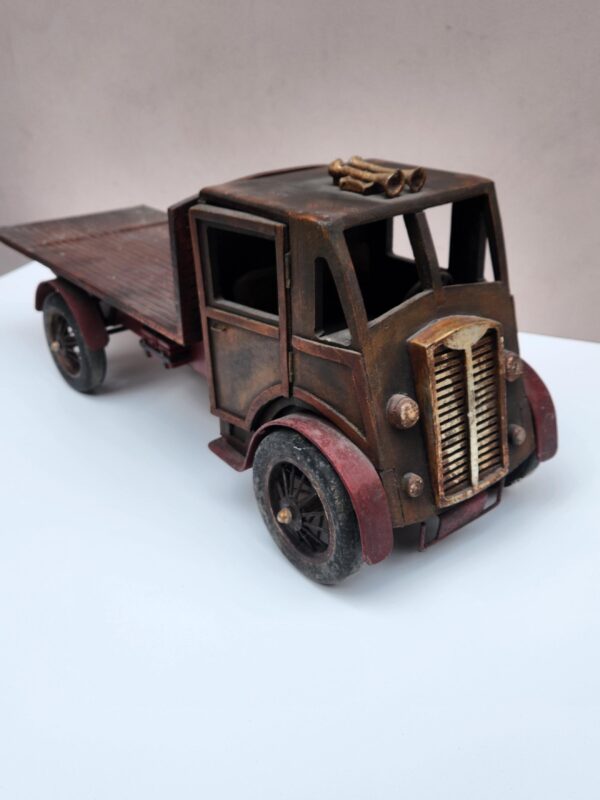 Camion giocattolo - immagine 3