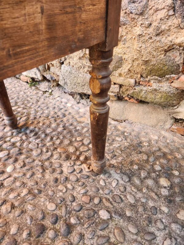 Tavolo antico rustico - immagine 9
