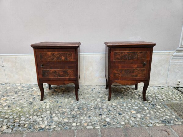 Coppia di comodini antichi epoca 700 - immagine 2