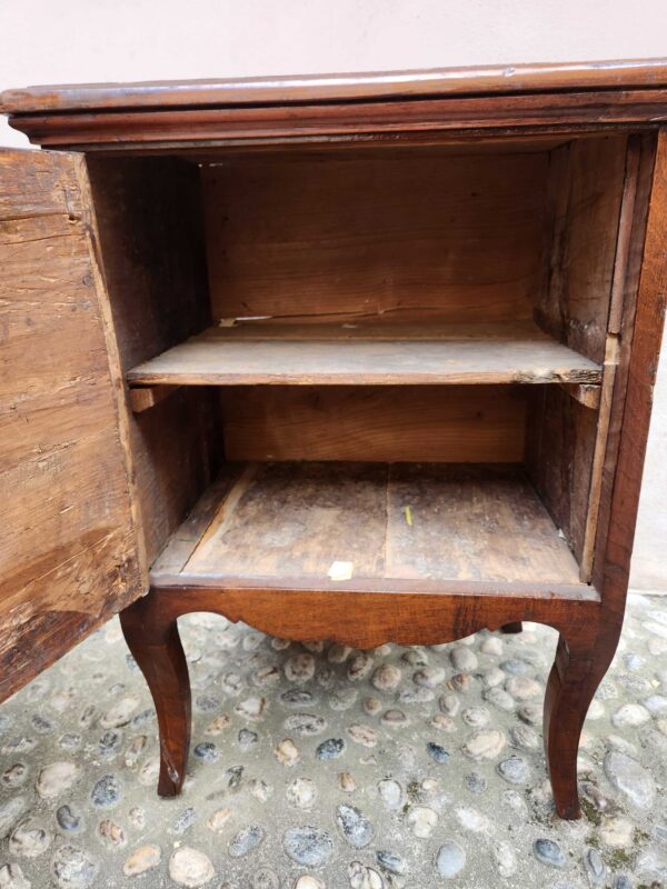 Coppia di comodini antichi epoca 700 - immagine 15