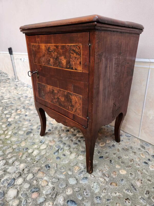 Coppia di comodini antichi epoca 700 - immagine 9