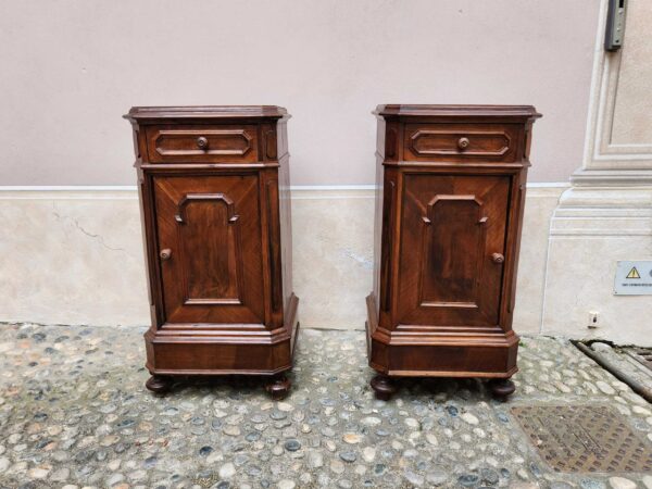 Comodini antichi epoca 900 - immagine 2