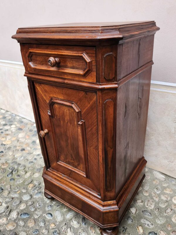 Comodini antichi epoca 900 - immagine 6