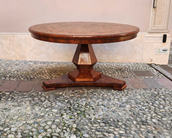 Tavolo rotondo antico con intarsi - immagine 6