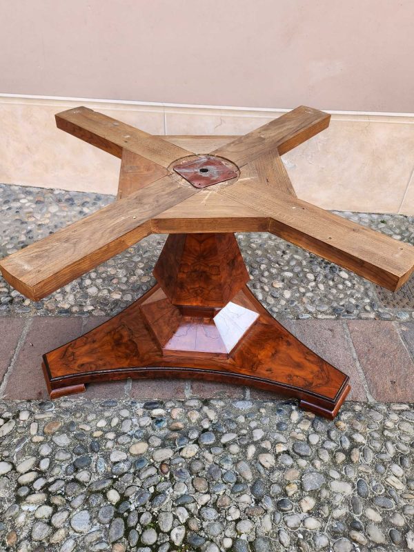 Tavolo rotondo antico con intarsi - immagine 11