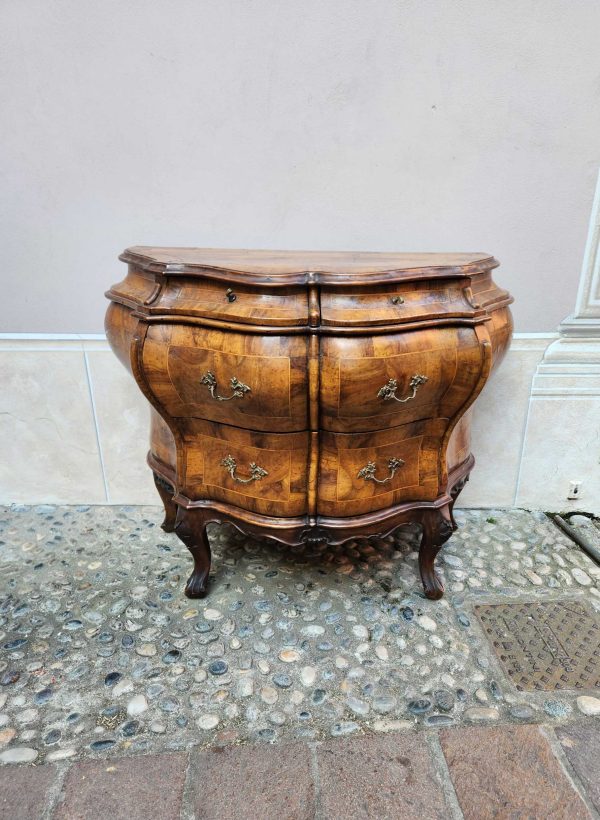 Cassettone bombato epoca 700 - immagine 2