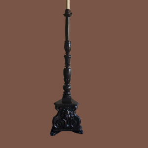 Torciera antica a lampada