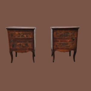 Coppia di comodini antichi epoca 700