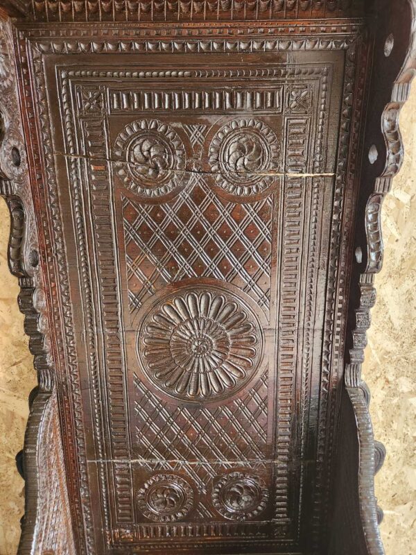 Trono antico - immagine 11