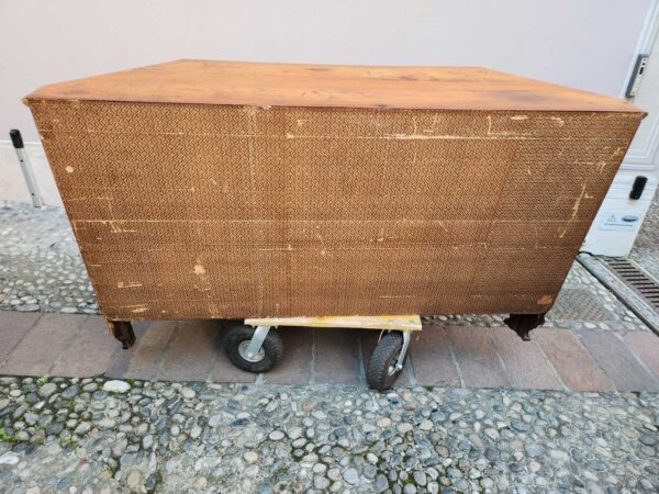 Credenza antica scantonata - immagine 16