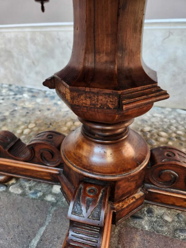 Tavolino antico a biscotto - immagine 10