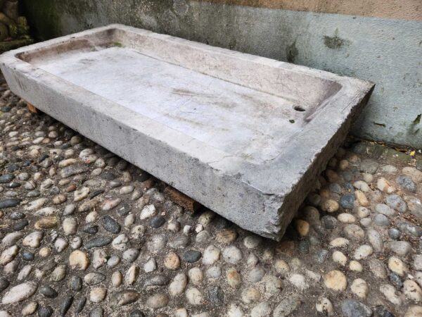 Lavandino antico in marmo - immagine 4