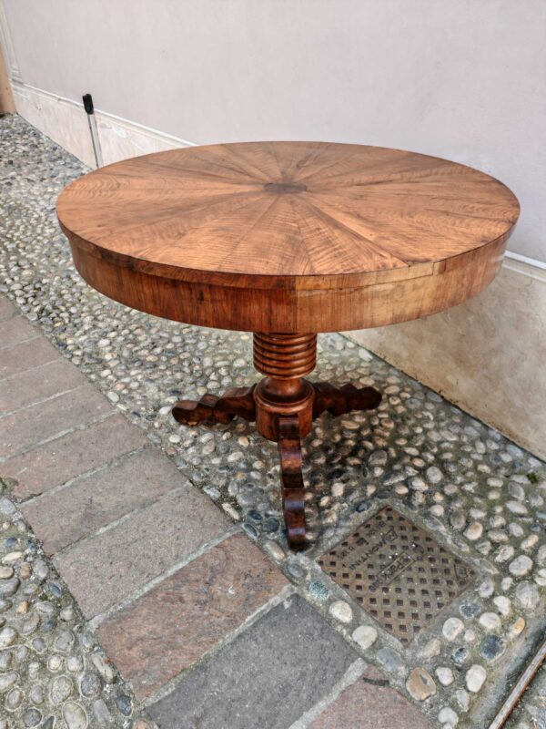 Tavolo antico rotondo - immagine 7