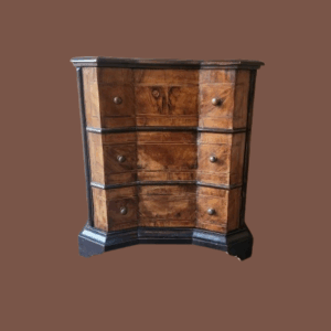 Mobiletto antico epoca 700
