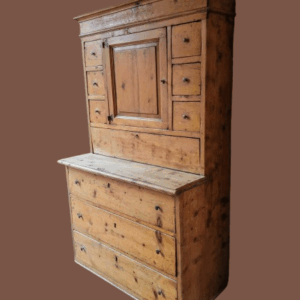 Credenza antica rustica