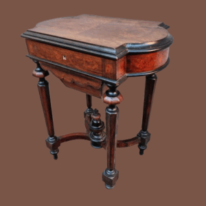 Tavolino antico epoca 900