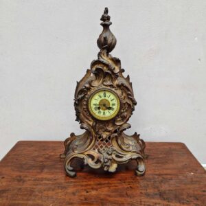 Alternative view of Orologio da tavolo antico