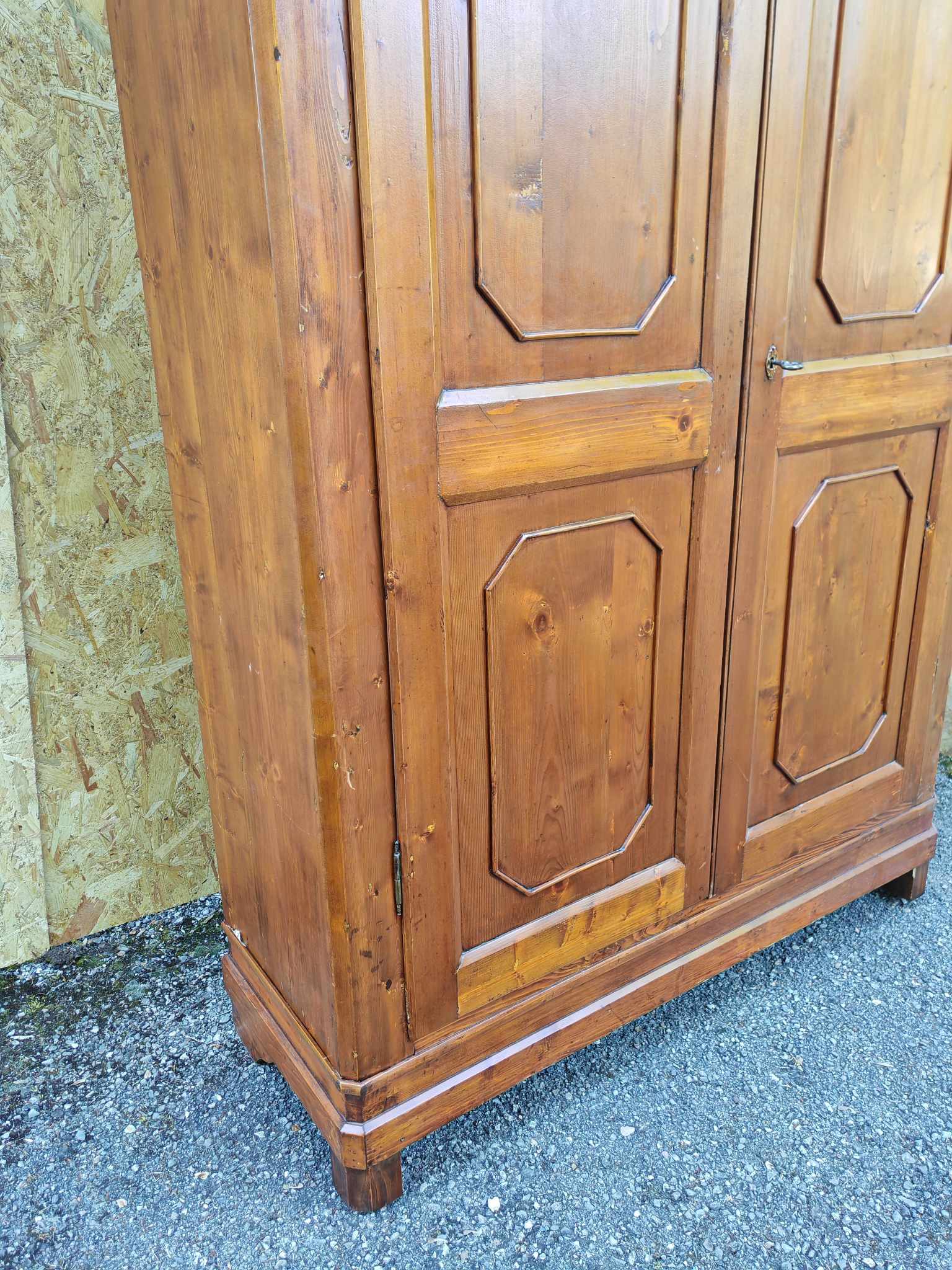 Armadio epoca 800 legno di abete - immagine 6