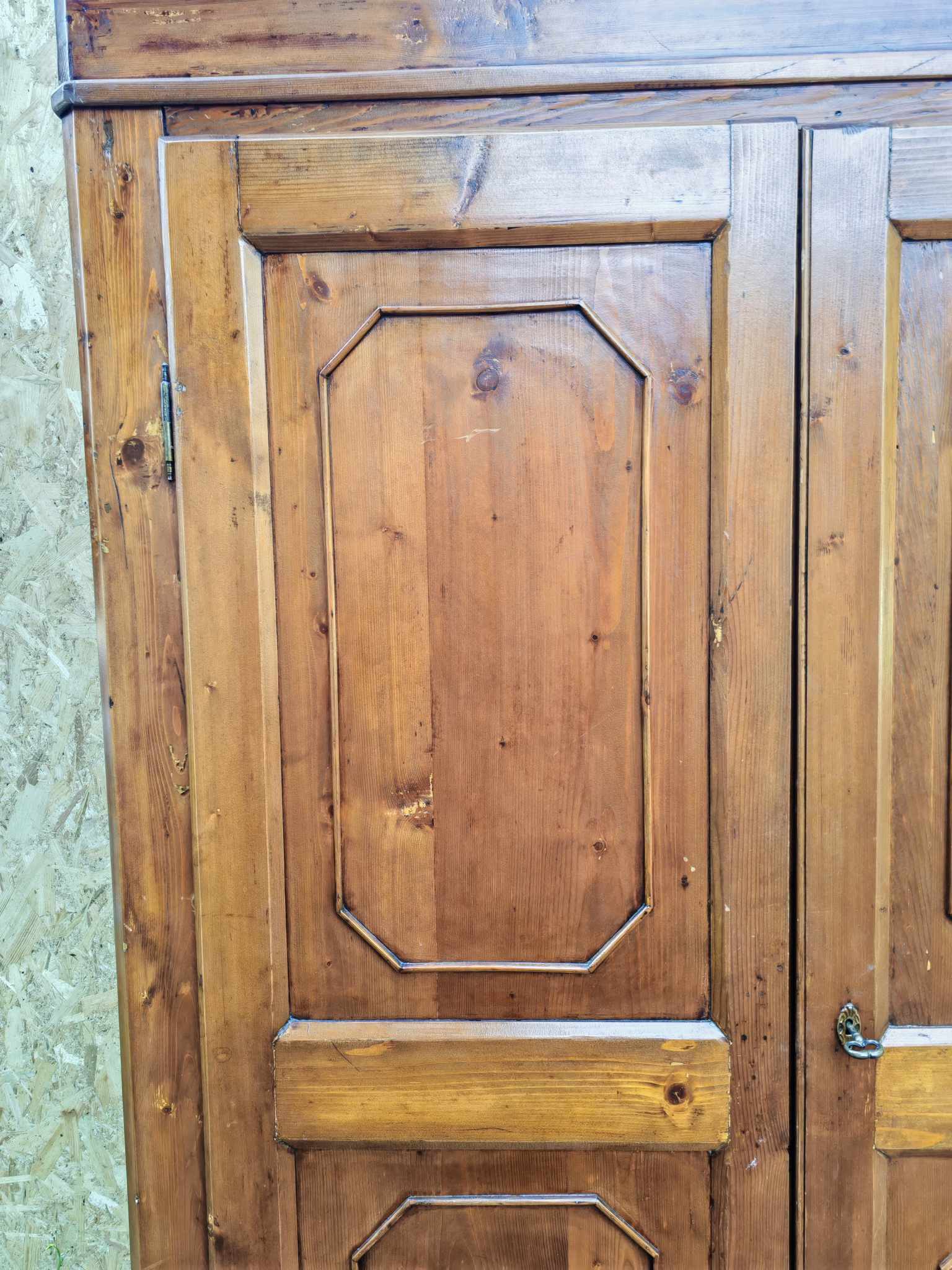 Armadio epoca 800 legno di abete - immagine 7