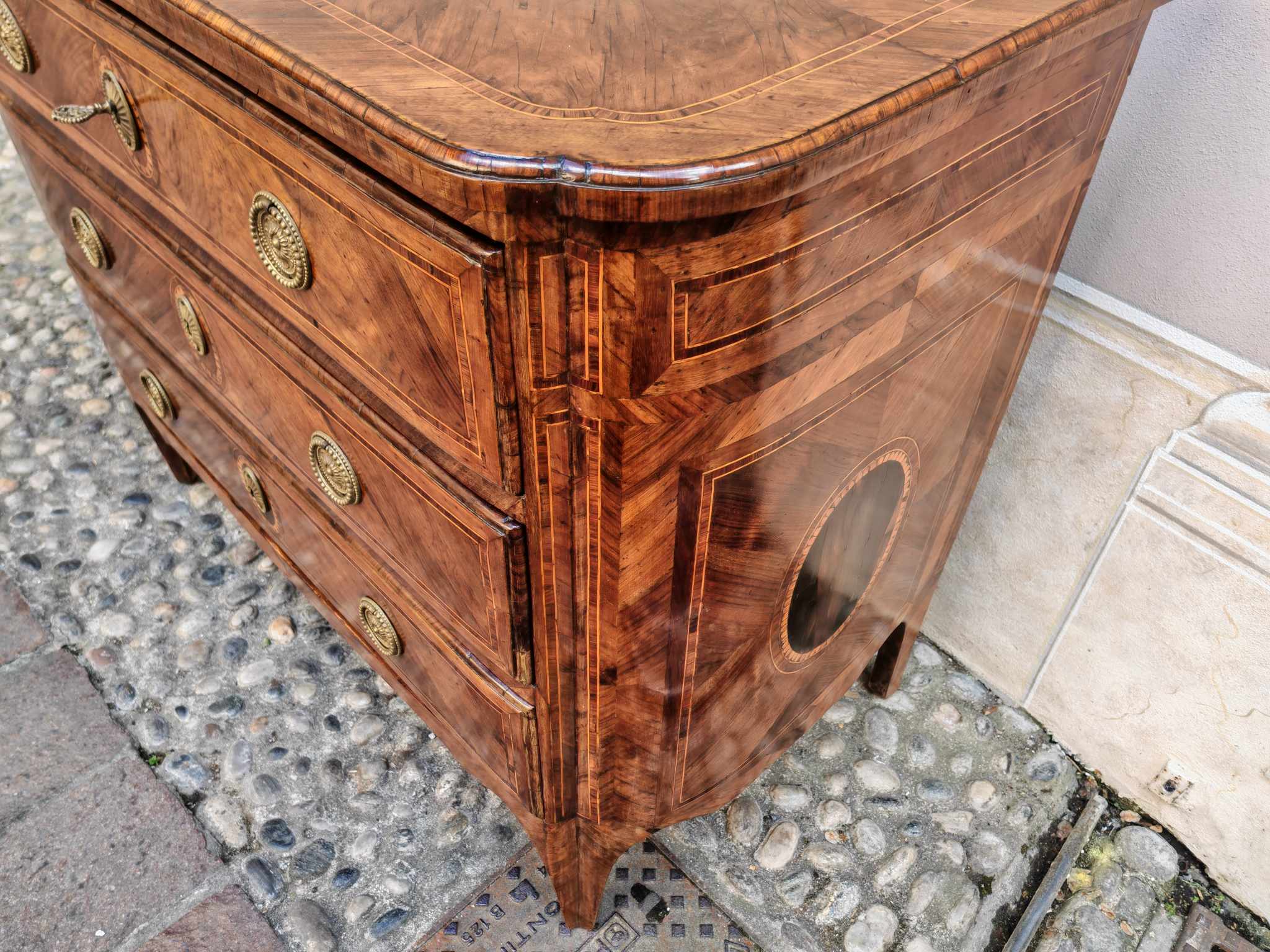 Cassettone antico epoca 700 - immagine 6