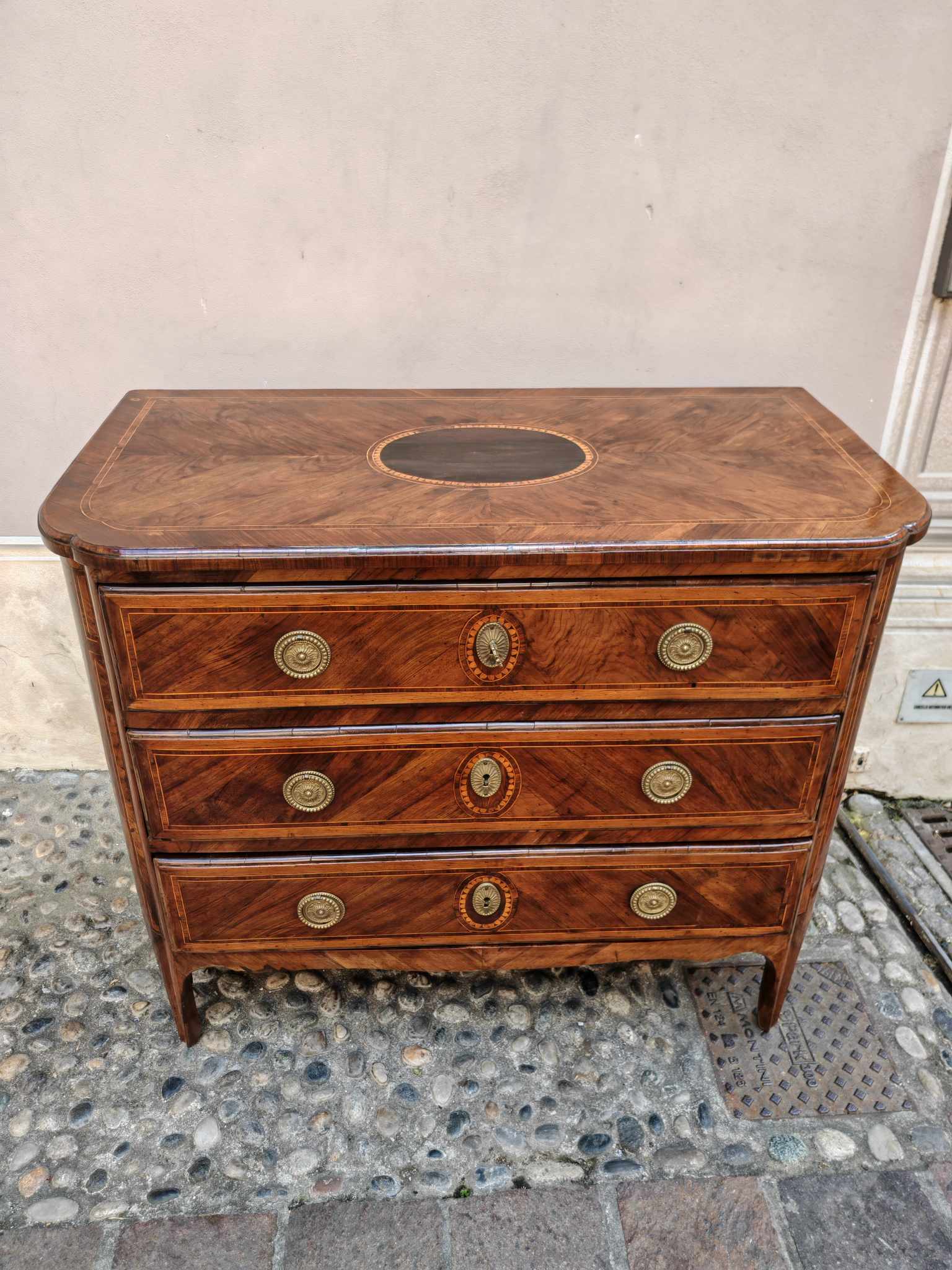 Cassettone antico epoca 700 - immagine 4