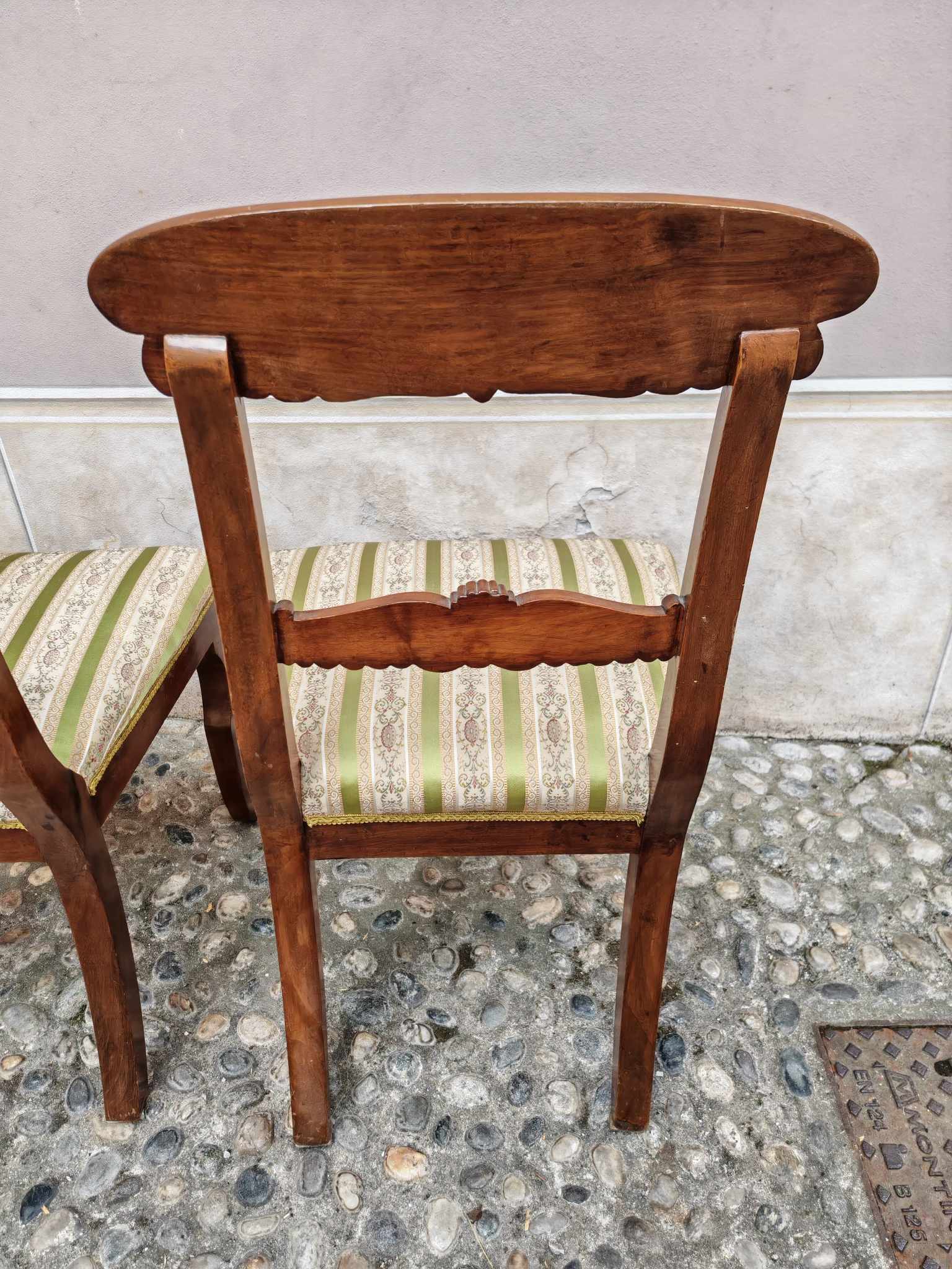 Coppia di sedie antiche - immagine 13