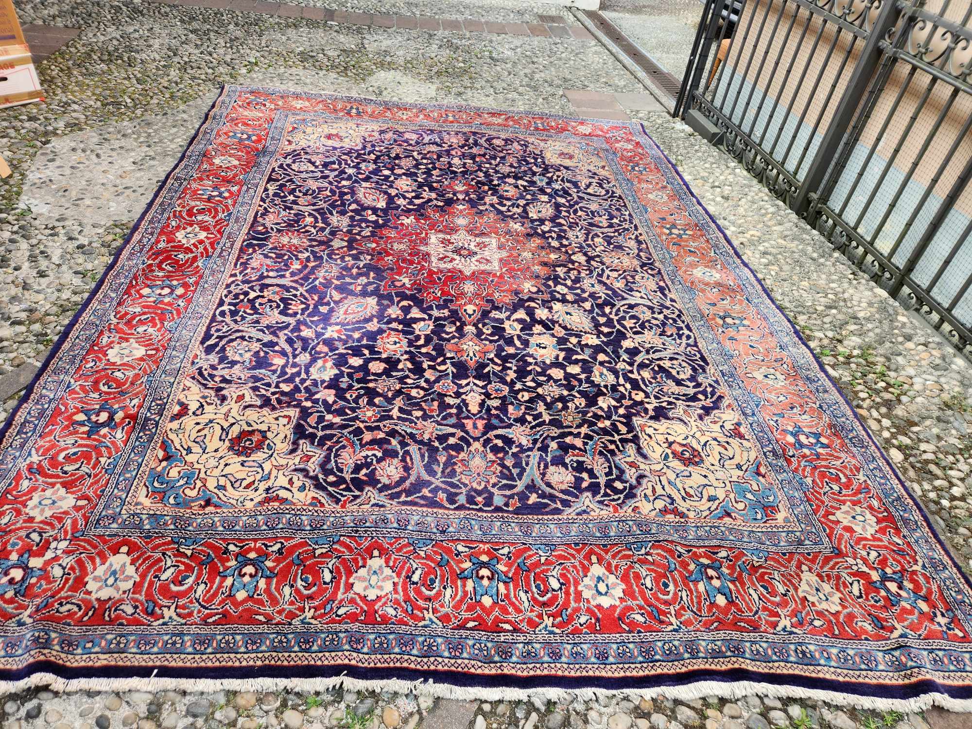 Tappeto antico misura 400x290 cm. - immagine 5