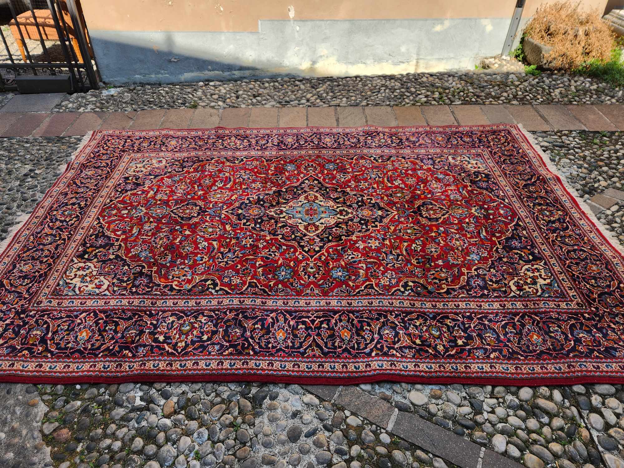 Tappeto antico misura 300x200 cm. - immagine 4