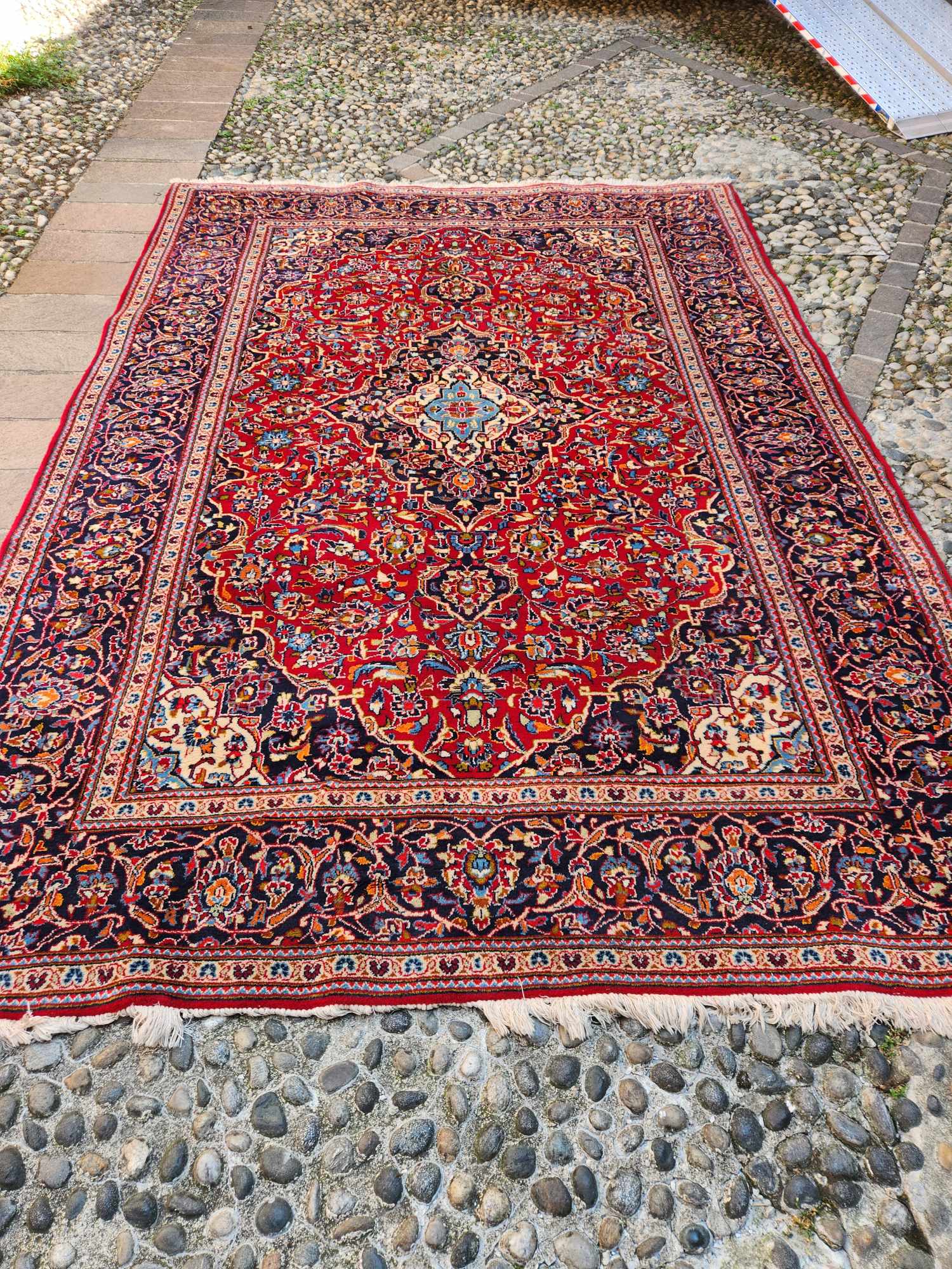 Tappeto antico misura 300x200 cm. - immagine 5