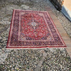Alternative view of Tappeto antico misura 300x200 cm.