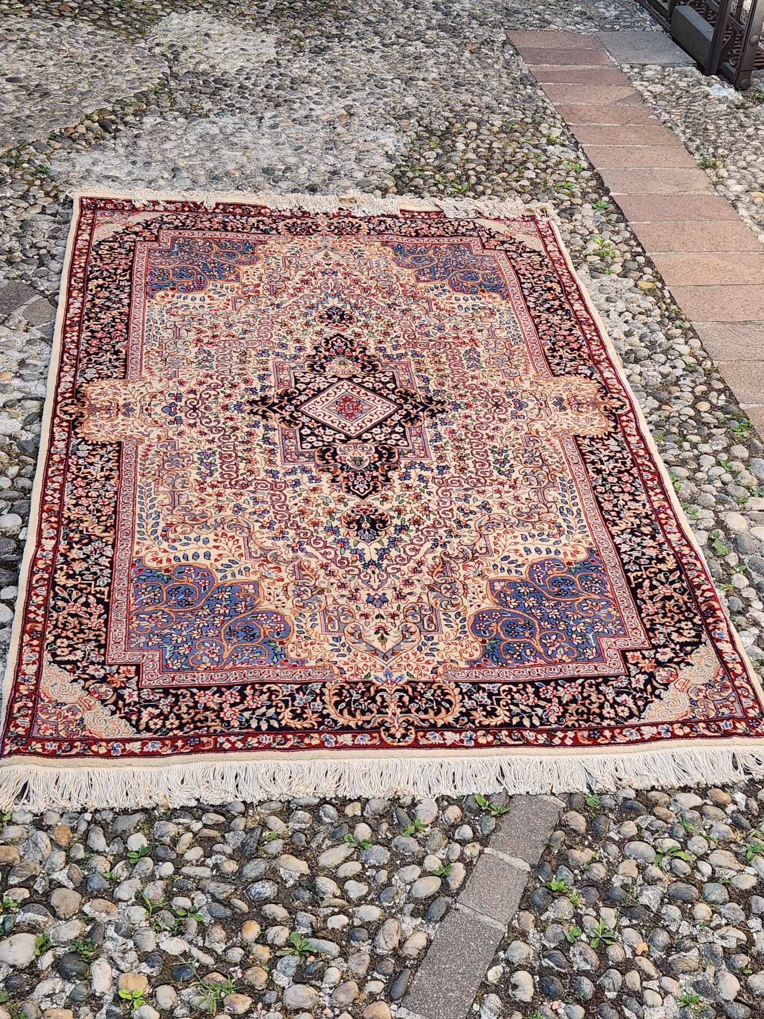 Tappeto antico misura 230x150 cm. - immagine 11