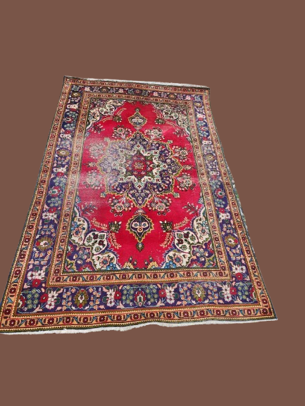 Tappeto antico misura 300x190 cm.