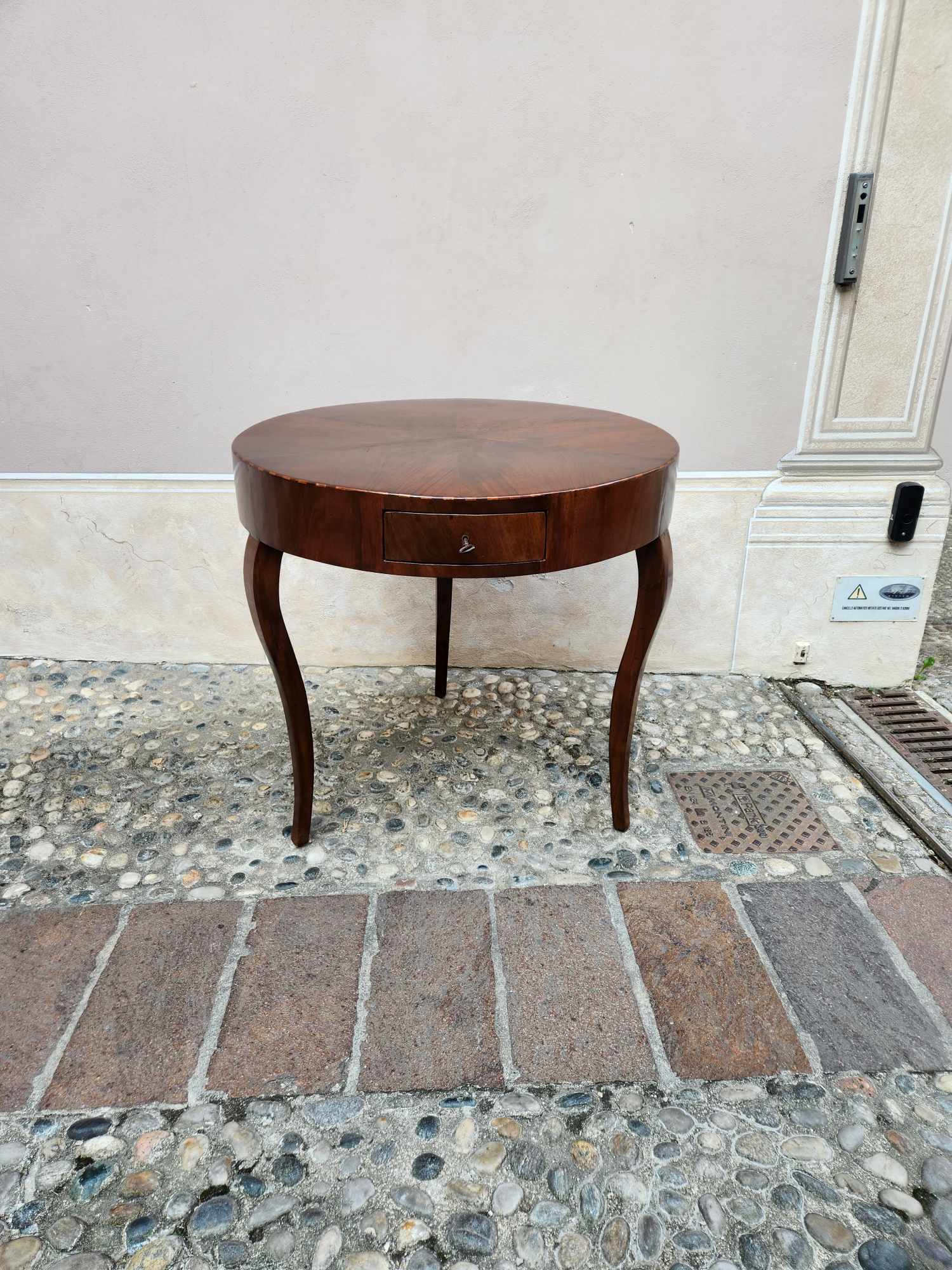 Tavolino rotondo antico epoca 800 - immagine 14