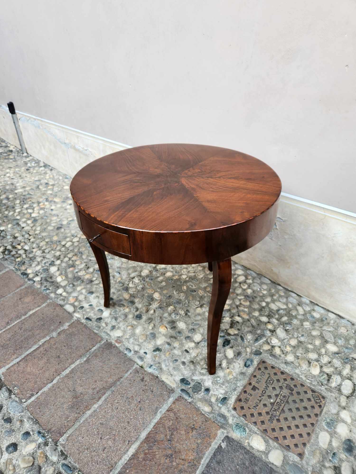 Tavolino rotondo antico epoca 800 - immagine 7