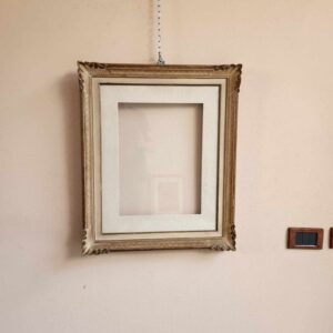 Alternative view of Cornice antica